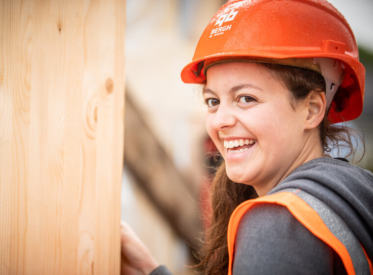 Bescheiden eerste paal energieneutrale woning Goes