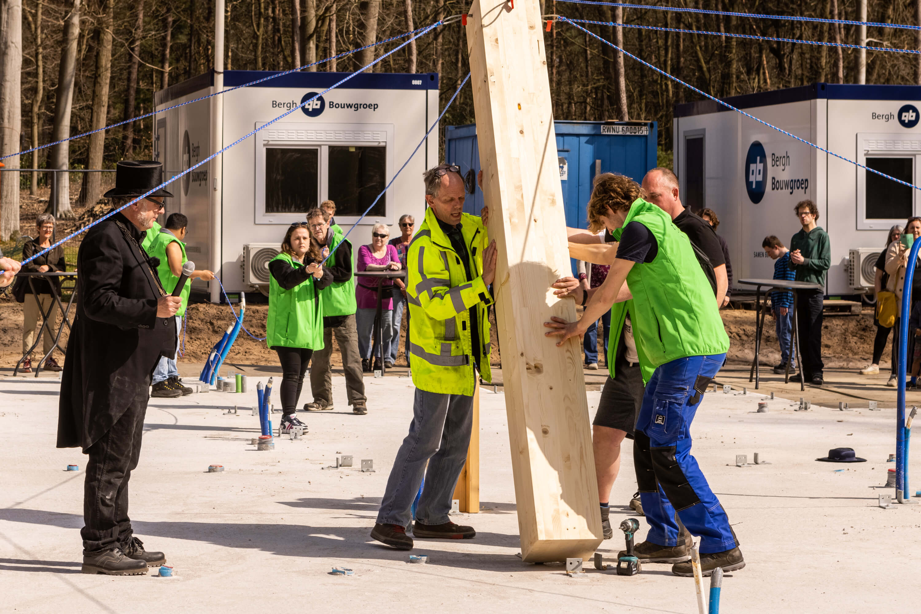Eerste paal Bieduinen Stichting Titurel